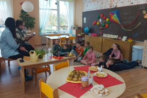 Svečiuose Palangos miesto viešosios bibliotekos vaikų literatūros skyriaus bibliotekininkės