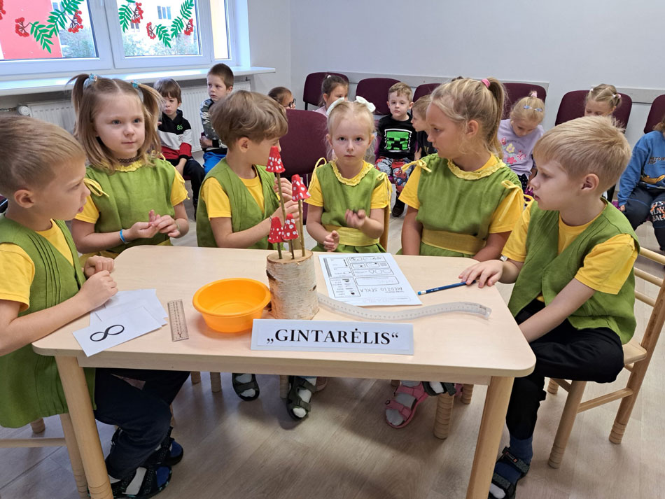 Protų mūšis „Ką mes žinome apie medžius?“