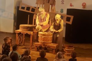 Svečiuose Vilniaus teatro „Avilys“ spektaklis „Pagrandukas“