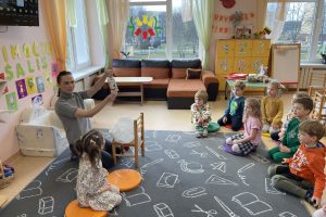 Sveikuoliškų trapučių dirbtuvės grupėje „Smiltelės“
