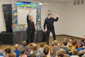 Svečiuose „Vaivorykštės“ teatras